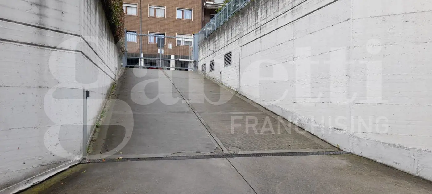 Immagine per Box - Posto auto in vendita a Collegno via Podgora