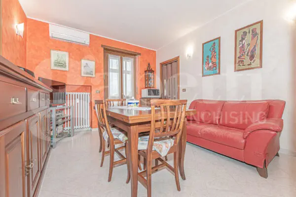 Appartamento via Manzoni 20, Rivoli