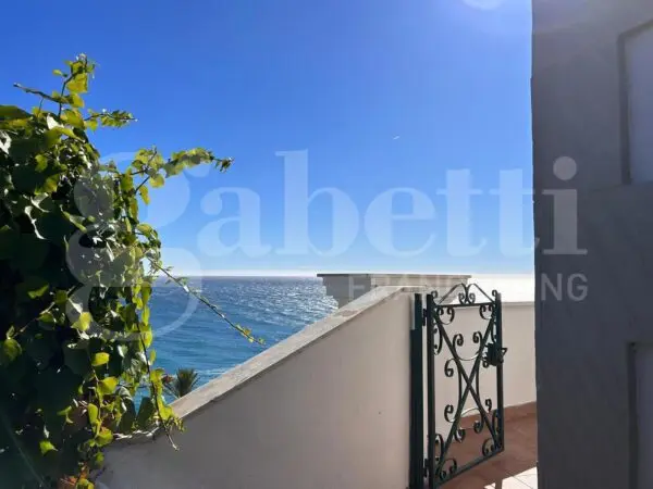 Villa via Dei Colli 49, Bordighera