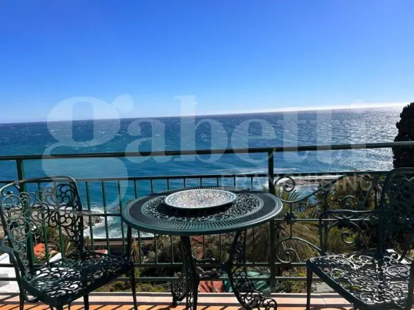 Villa via Dei Colli 49, Bordighera