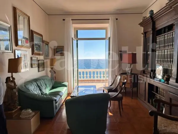 Villa via Dei Colli 49, Bordighera