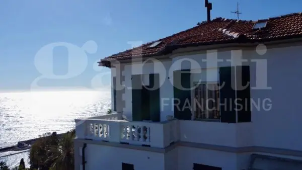 Villa via Dei Colli 49, Bordighera