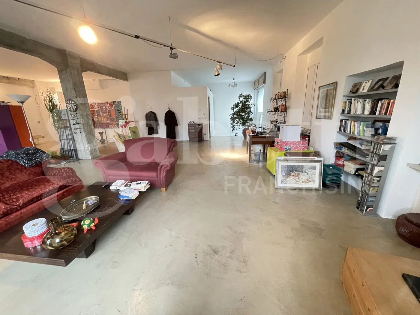 Immagine per Loft - Open Space in vendita a Torino via Sostegno 41bis