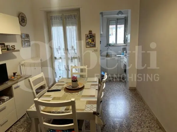 Appartamento via Adamello 100, Torino