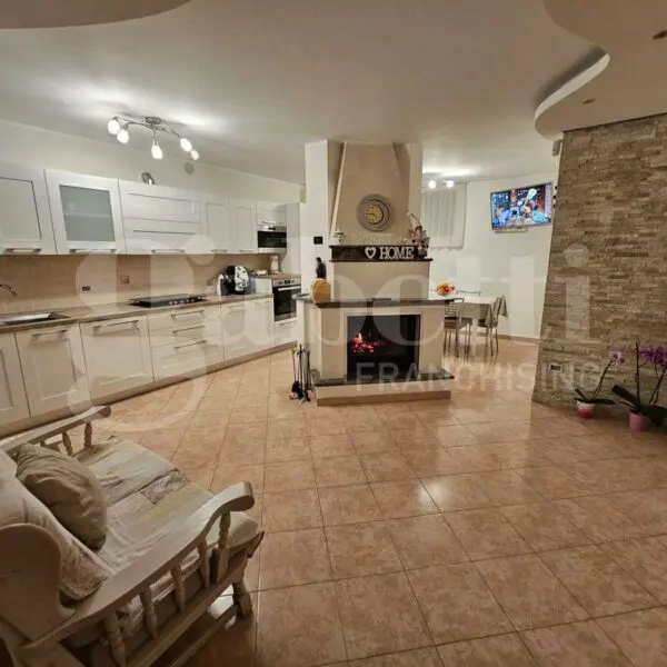 Villa via Santa Barbara 18, Scalea