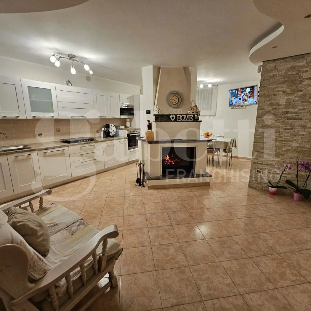 Immagine per Villa in vendita a Scalea via Santa Barbara 18
