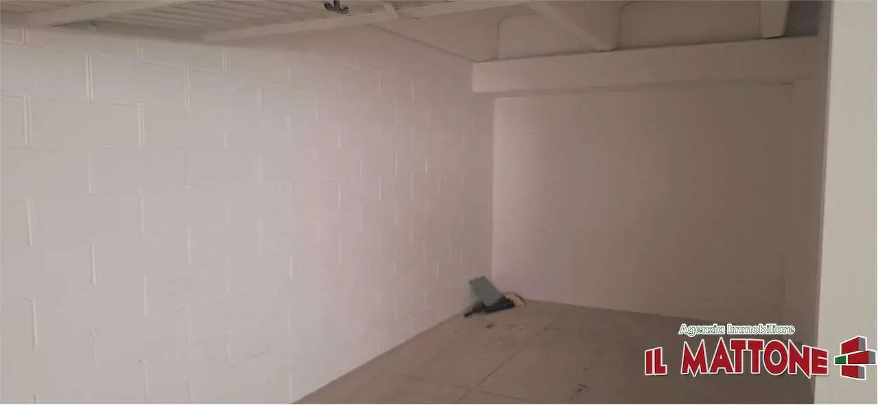 Immagine per Box in vendita a Campomorone via Martiri Della Libertà