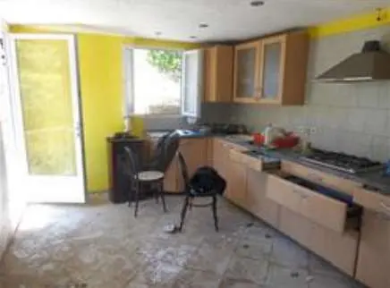 Villa strada Isolabona, Apricale