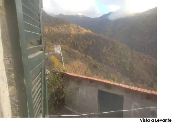 Casa Indipendente via Località Chiappa 4, Valbrevenna