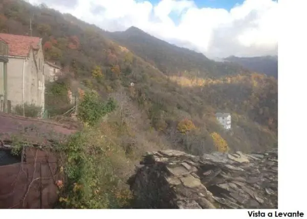 Casa Indipendente via Località Chiappa 4, Valbrevenna