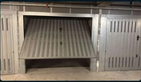 Garage via Donato Somma 42, Genova