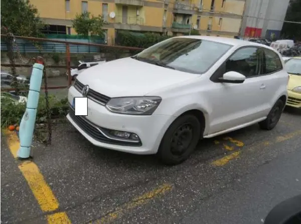 Garage via Tarcisio Donati, Genova