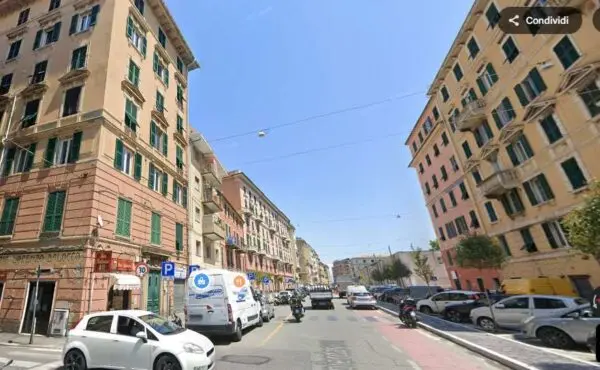 Appartamento via Sampierdarena 103, Genova