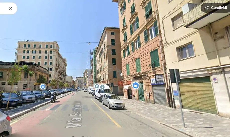 Immagine per Appartamento in asta a Genova via Sampierdarena 103