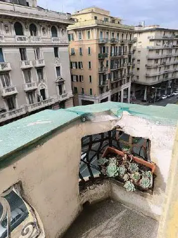 Appartamento via Cantore, Genova