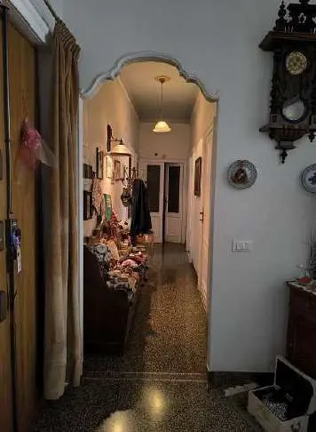 Appartamento via Cantore, Genova