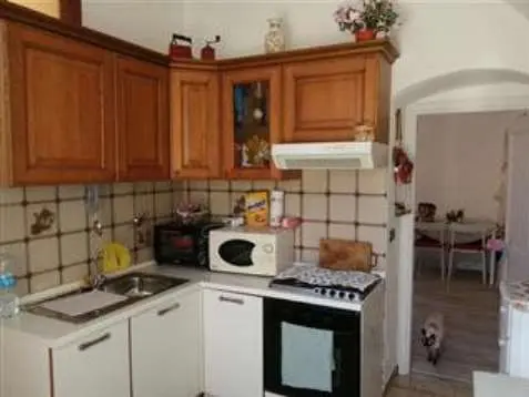 Appartamento via Buonviaggio, Finale Ligure