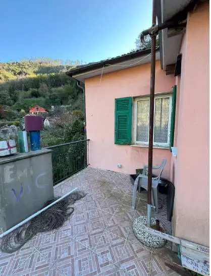 Appartamento via San Carlo Di Cese, Genova