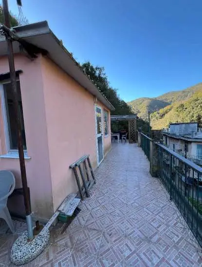 Appartamento via San Carlo Di Cese, Genova