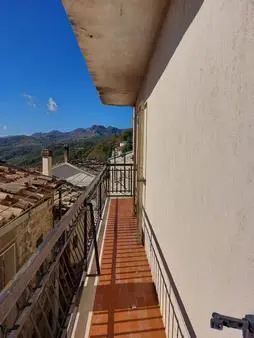 Porzione Di Casa Civitaluparella