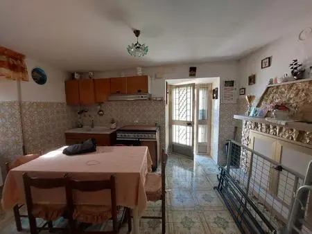 Porzione Di Casa Civitaluparella