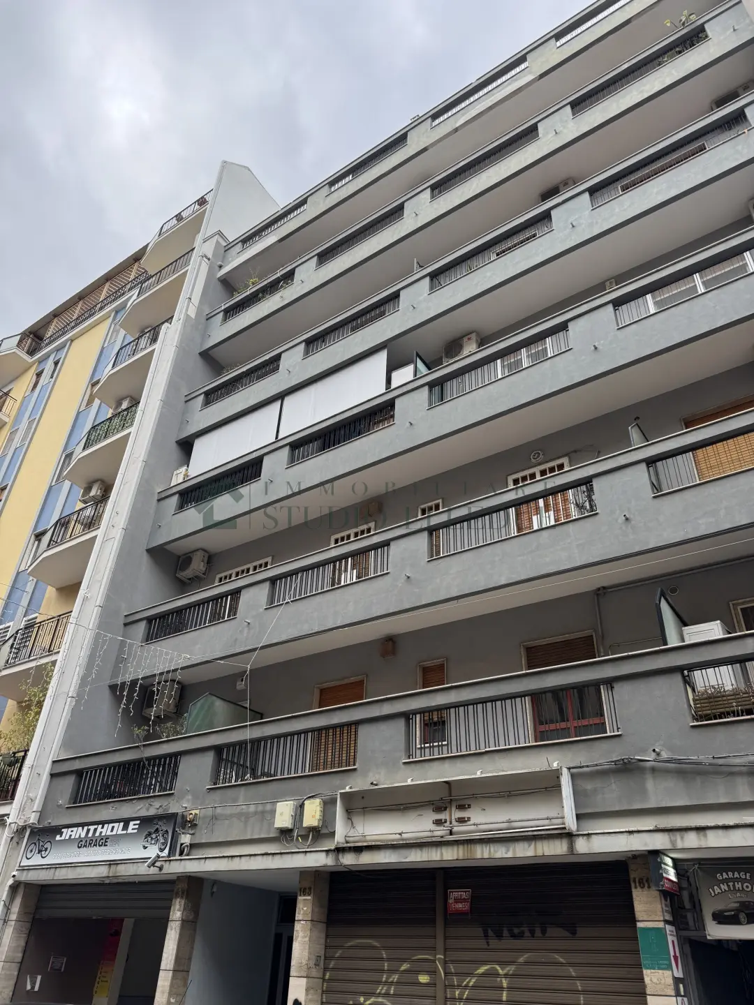 Immagine per Capannone in vendita a Bari via Manzoni 161 a 