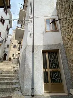 Villa via Piano, Civitaluparella