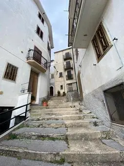 Villa via Piano, Civitaluparella