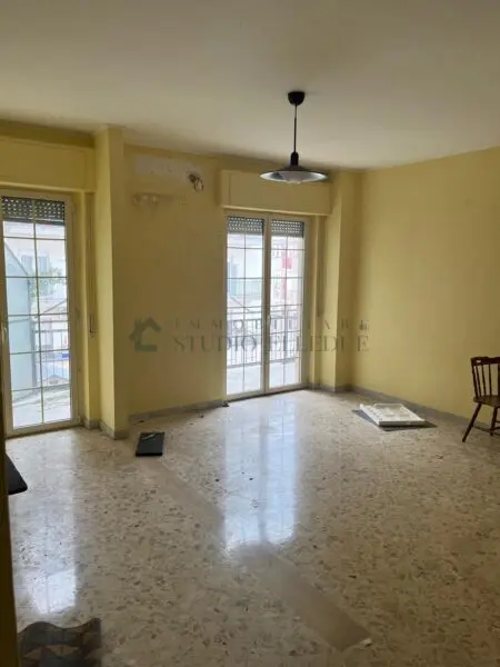 Quadrilocale via Alessandro Volta 26, Sannicandro Di Bari