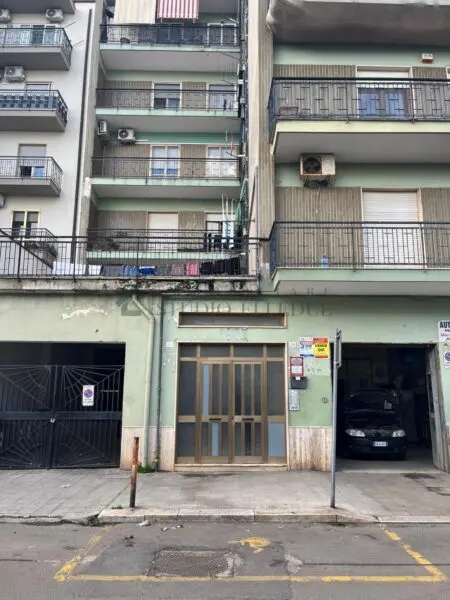 Quadrilocale via Alessandro Volta 26, Sannicandro Di Bari