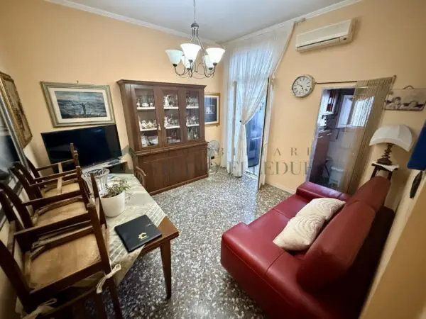 Bilocale via Domenico Nicolai 280, Bari