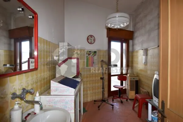 Monolocale via Maremonti 50, Campi Salentina