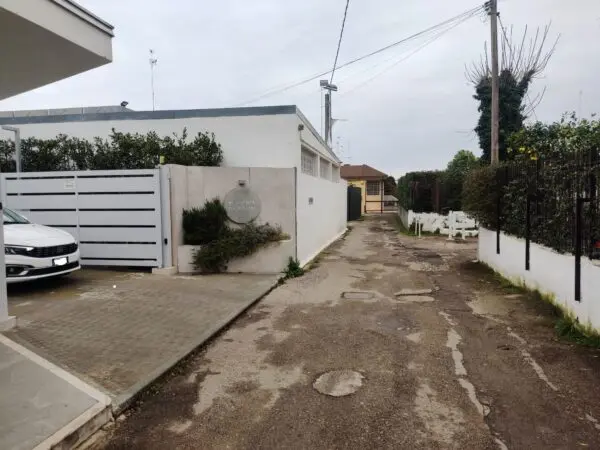 Bilocale corso Alcide De Gasperi 340, Bari