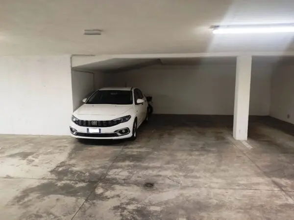 Bilocale corso Alcide De Gasperi 340, Bari