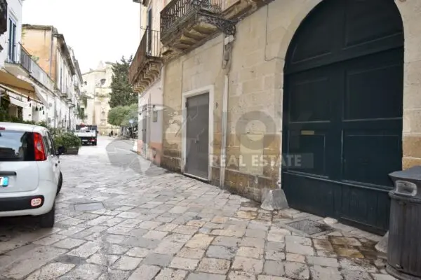 Garage via Ludovico Maremonti 6, Lecce
