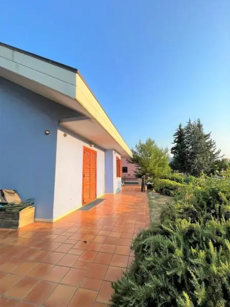 Villa 26, Ascoli Piceno
