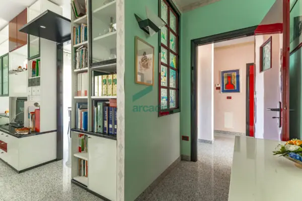 Quadrilocale via Rosario Livatino 9, Bari