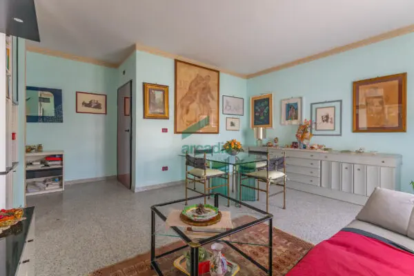 Quadrilocale via Rosario Livatino 9, Bari
