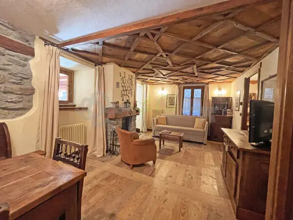 Bilocale via Cardinale Berthod 15, Courmayeur