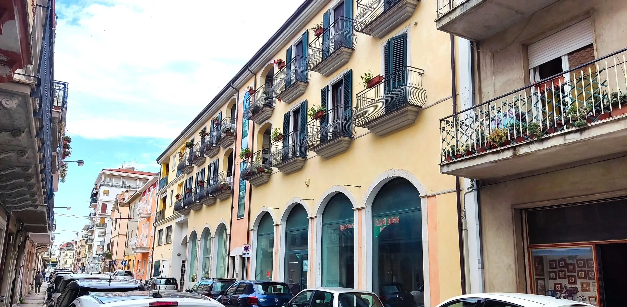 Immagine per Locale commerciale in vendita a San Benedetto del Tronto via Carducci 101