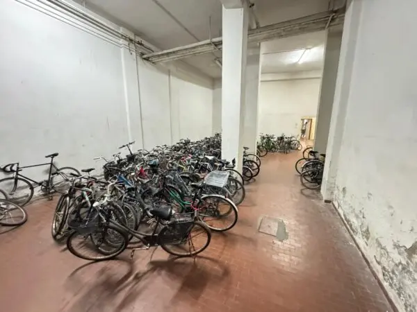 Magazzino via Milazzo 19, Bologna