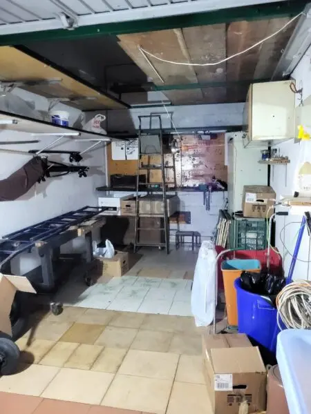 Garage 112, San Faustino, Modena