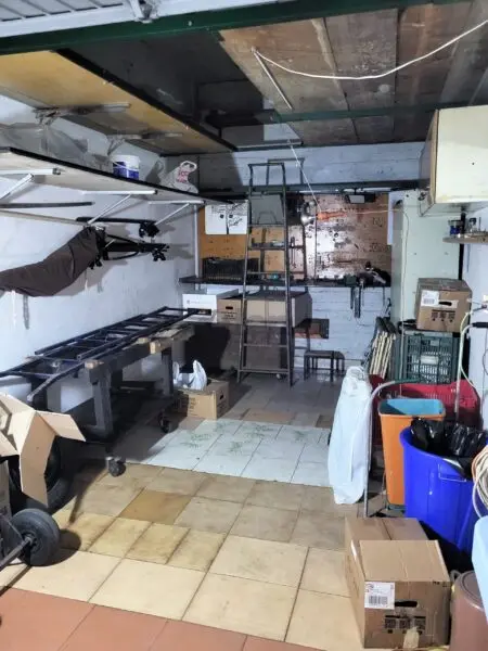 Garage 112, San Faustino, Modena