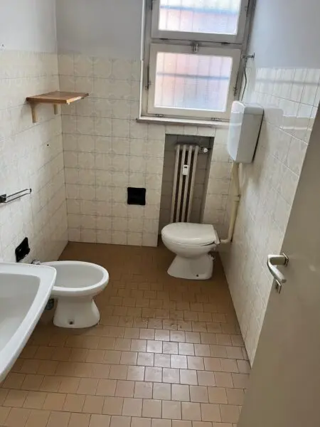 Trilocale viale Piemonte 24, Rimini