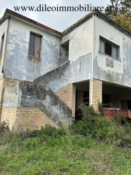Casale via Contrada Case Rosse, Ripatransone