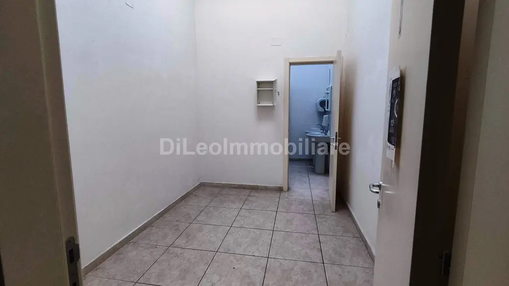 Immagine per Industriale in vendita a Ascoli Piceno via Del Commercio