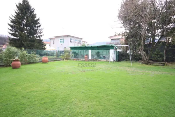 Villa via Ludovica 56, Lucca