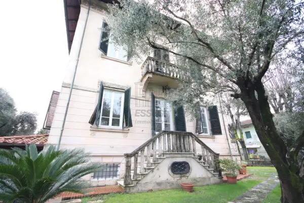 Villa via Ludovica 56, Lucca