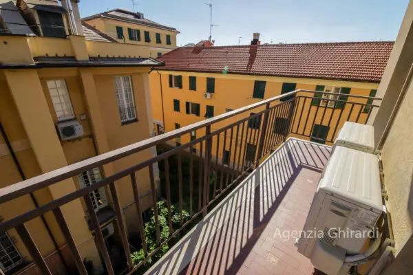 Monolocale 34, Sestri Ponente, Genova