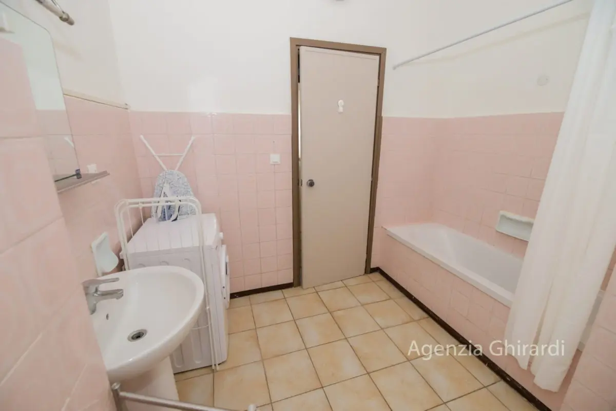 Immagine per Trilocale in affitto a Genova 34